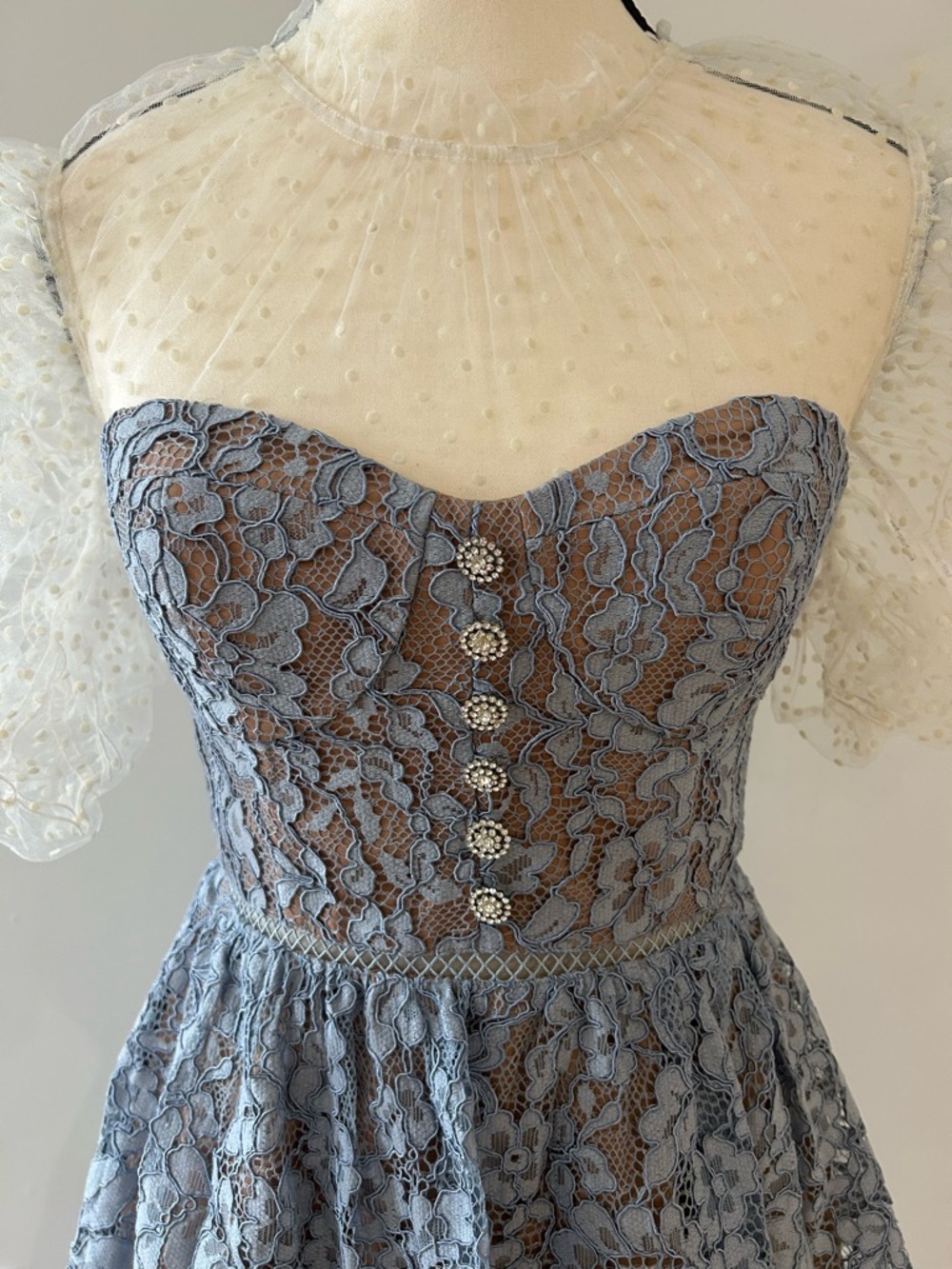 Self Portrait Cord Lace Tiered Skirt Mini Dress Women’s Size 2 - Picture 2 of 7